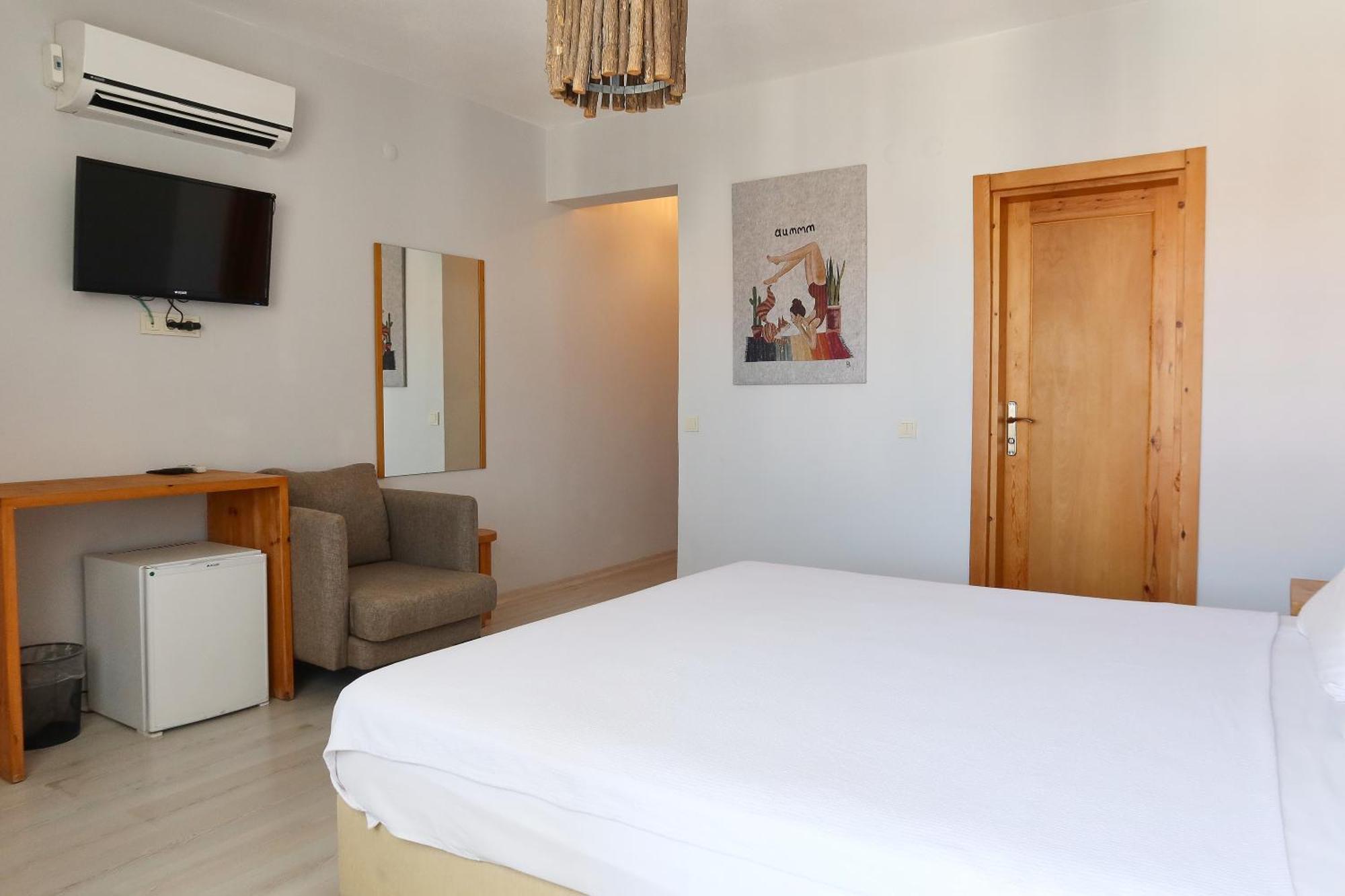Zephyros City Otel Datca Bagian luar foto